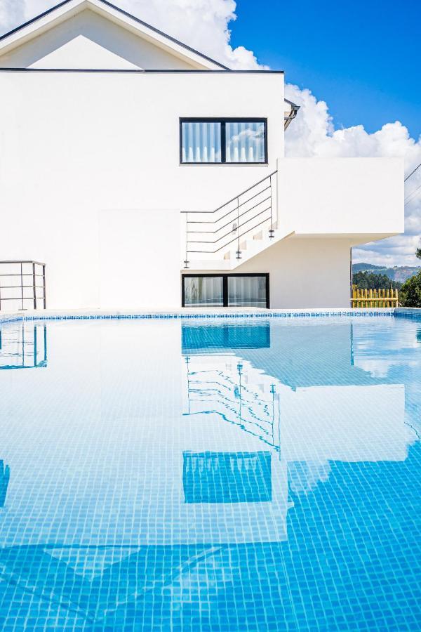Casas Da Padaria Villa เซลอริโก จิ บาสโต ภายนอก รูปภาพ